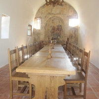 Μοναστηριακά τραπέζια & καρέκλες
